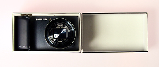 Samsung Galaxy Camera Unboxing-1