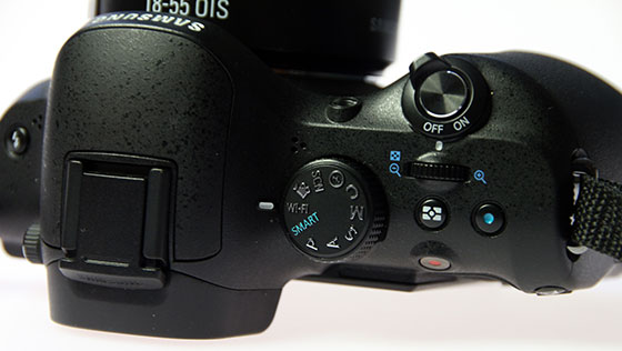 Samsung NX20 Bediening