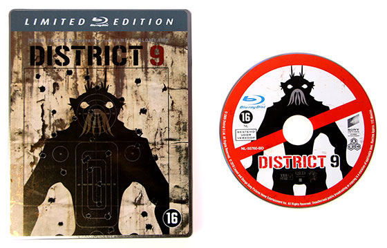 District 9 Unboxing