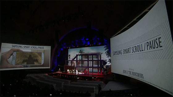Samsung-Unpacked-2013-Smart-Scroll