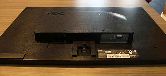 AOC-E2270SW-Achterkant