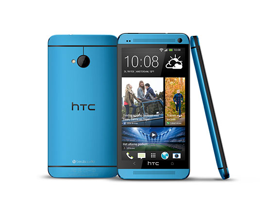 HTC One in Vivid Blue uitvoering