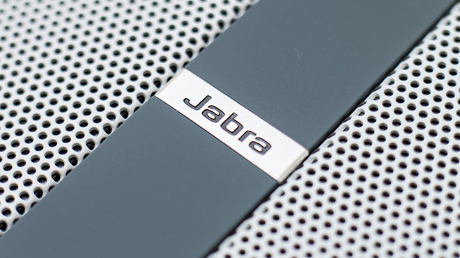 Solemate-MAX-Jabra-Logo