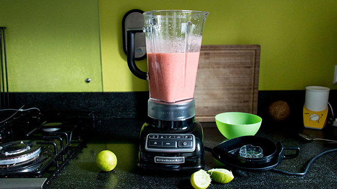 KitchenAid-Diamond-Blender-Smoothie-Maken