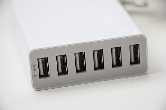 Anidees 6 Port USB Charger 50W Detail