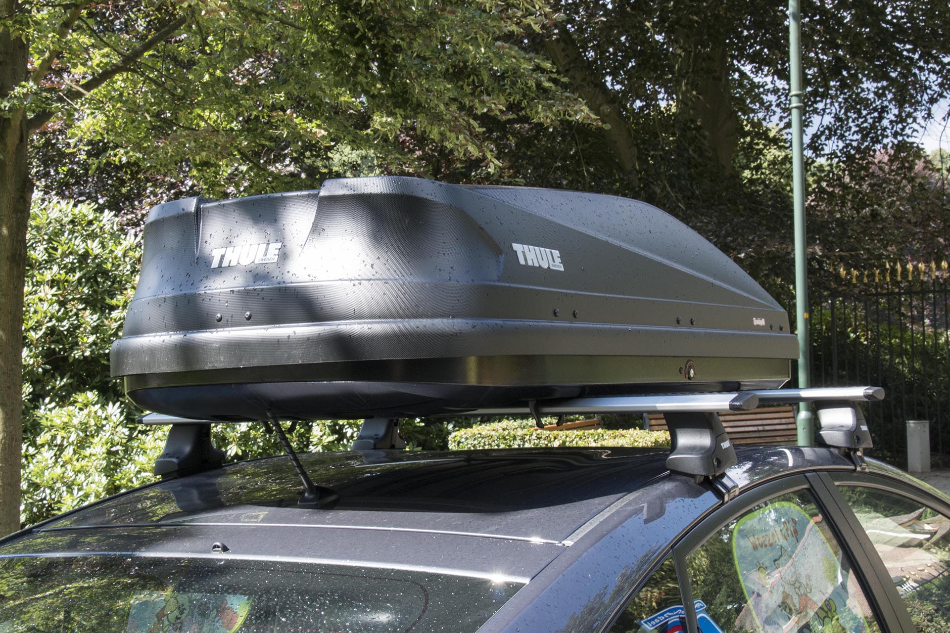 Review: Thule Touring M (Dakkoffer) -