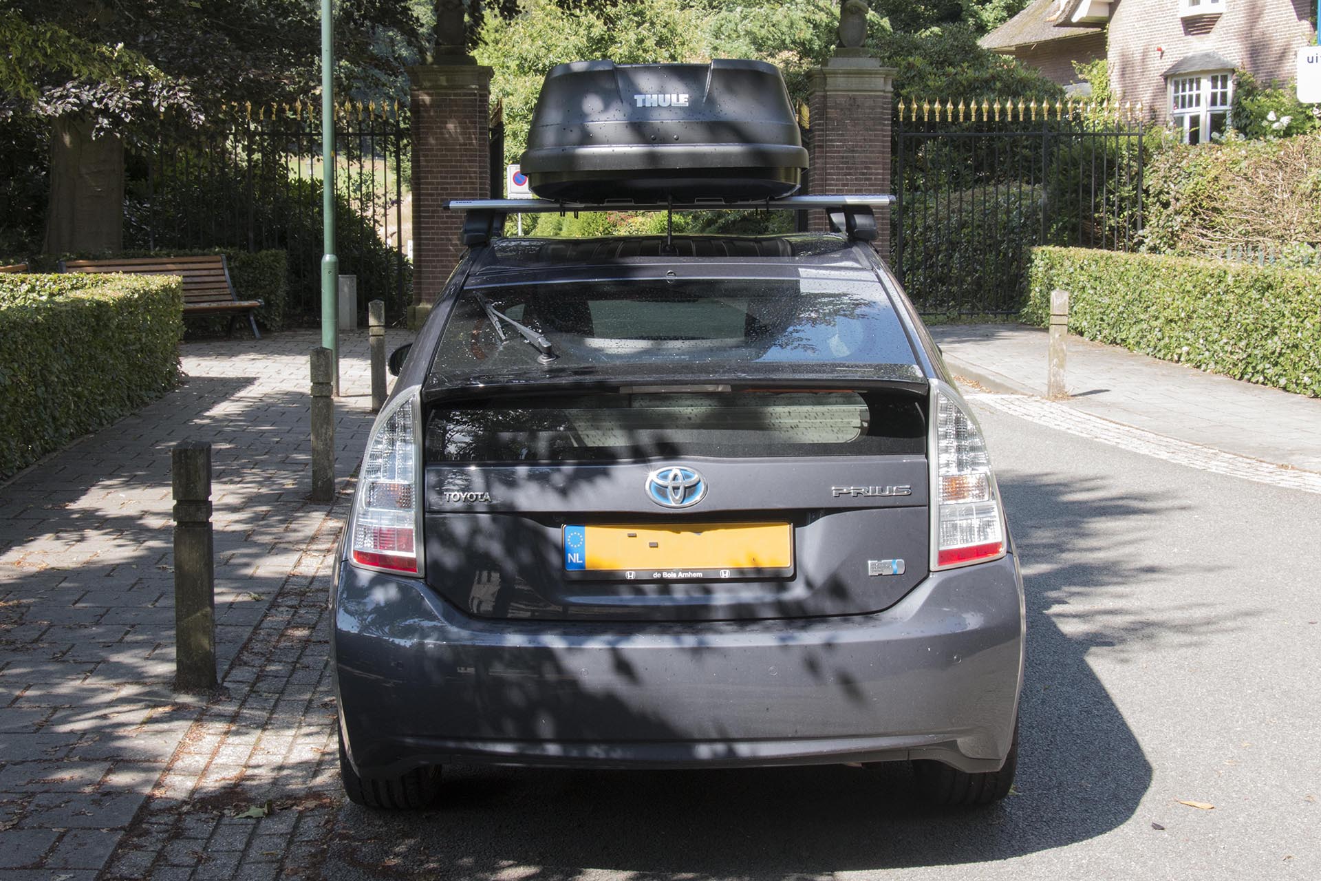 Review: Thule Touring M (Dakkoffer) -