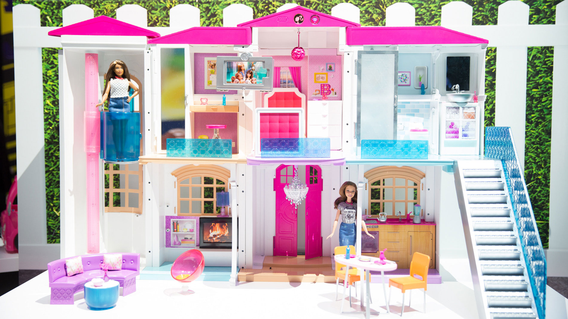 Barbie-Smart-Home