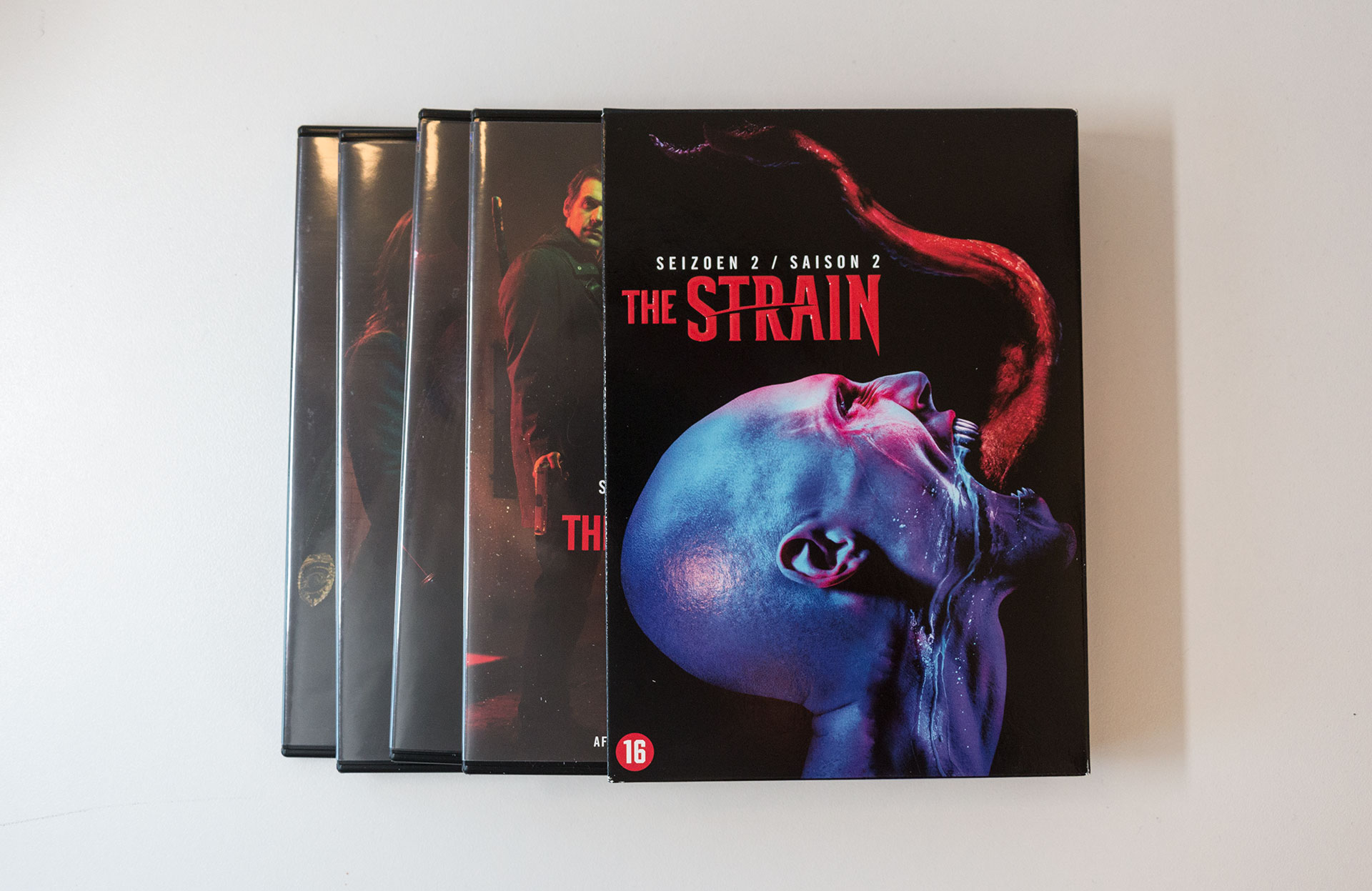 The Strain - Season 4 2017 - putlocker9nl