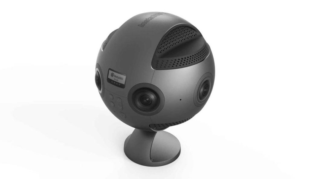 Insta360