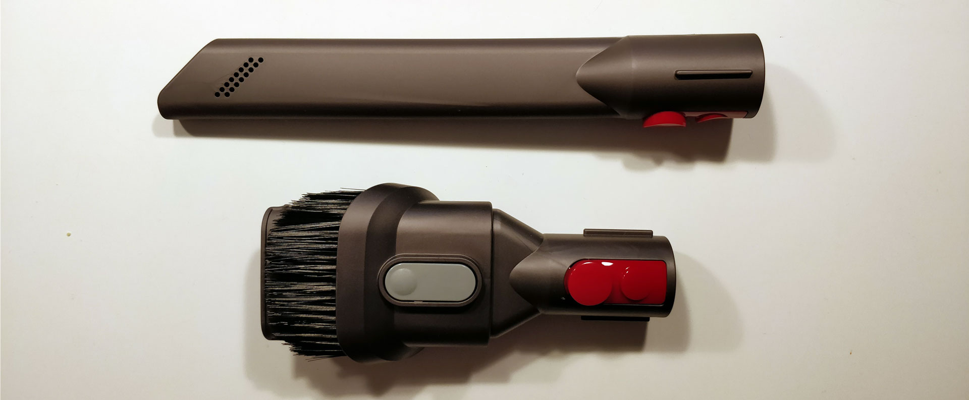 Seizoen Octrooi stout Review: Dyson V7 Fluffy (Snoerloze Steelstofzuiger) - GadgetGear.nl