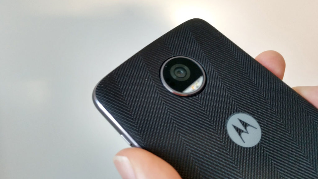 Review: Motorola Moto Z2 Play - GadgetGear.nl