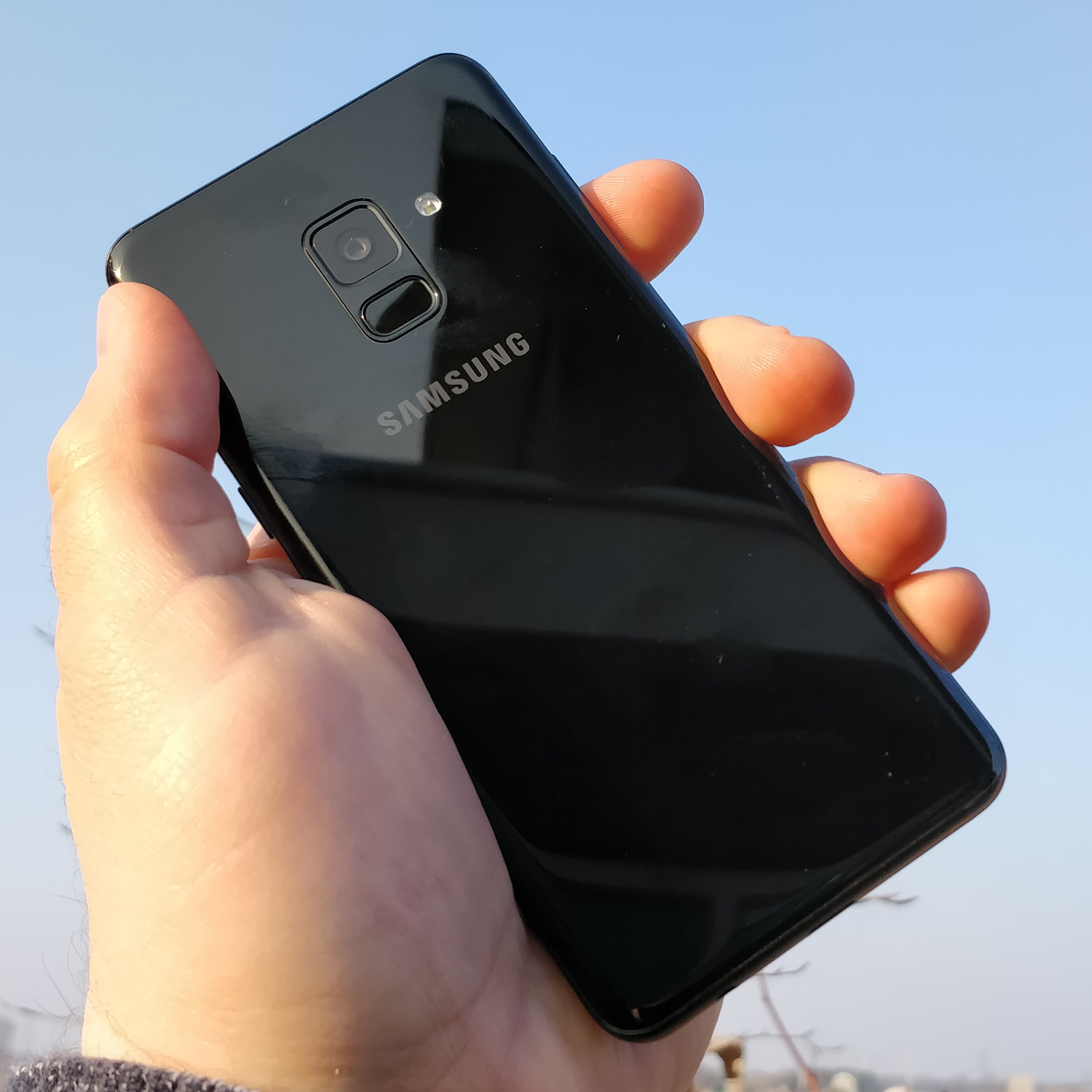 Review: Samsung Galaxy A8 (Android Smartphone) - GadgetGear.nl