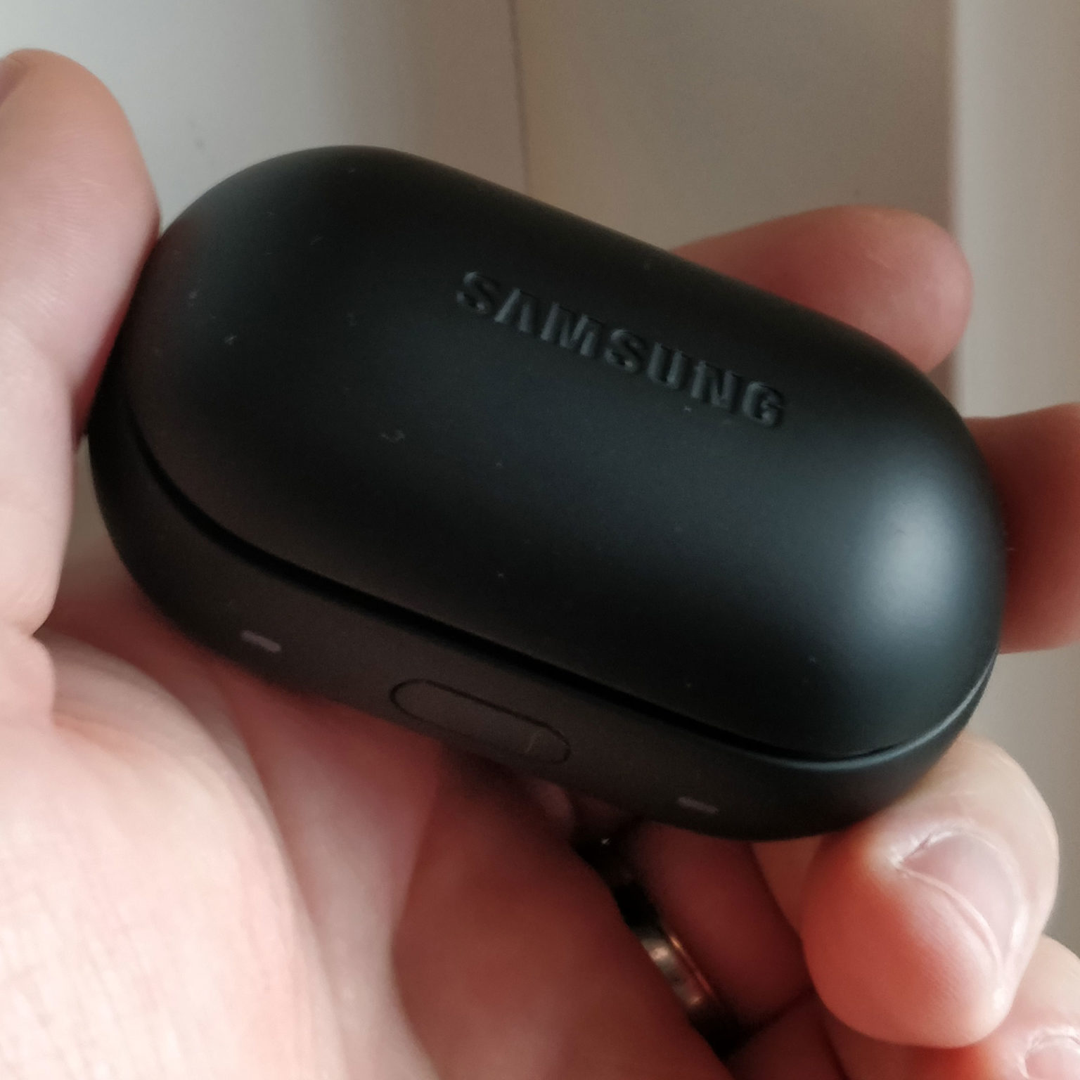 samsung gear iconx 18
