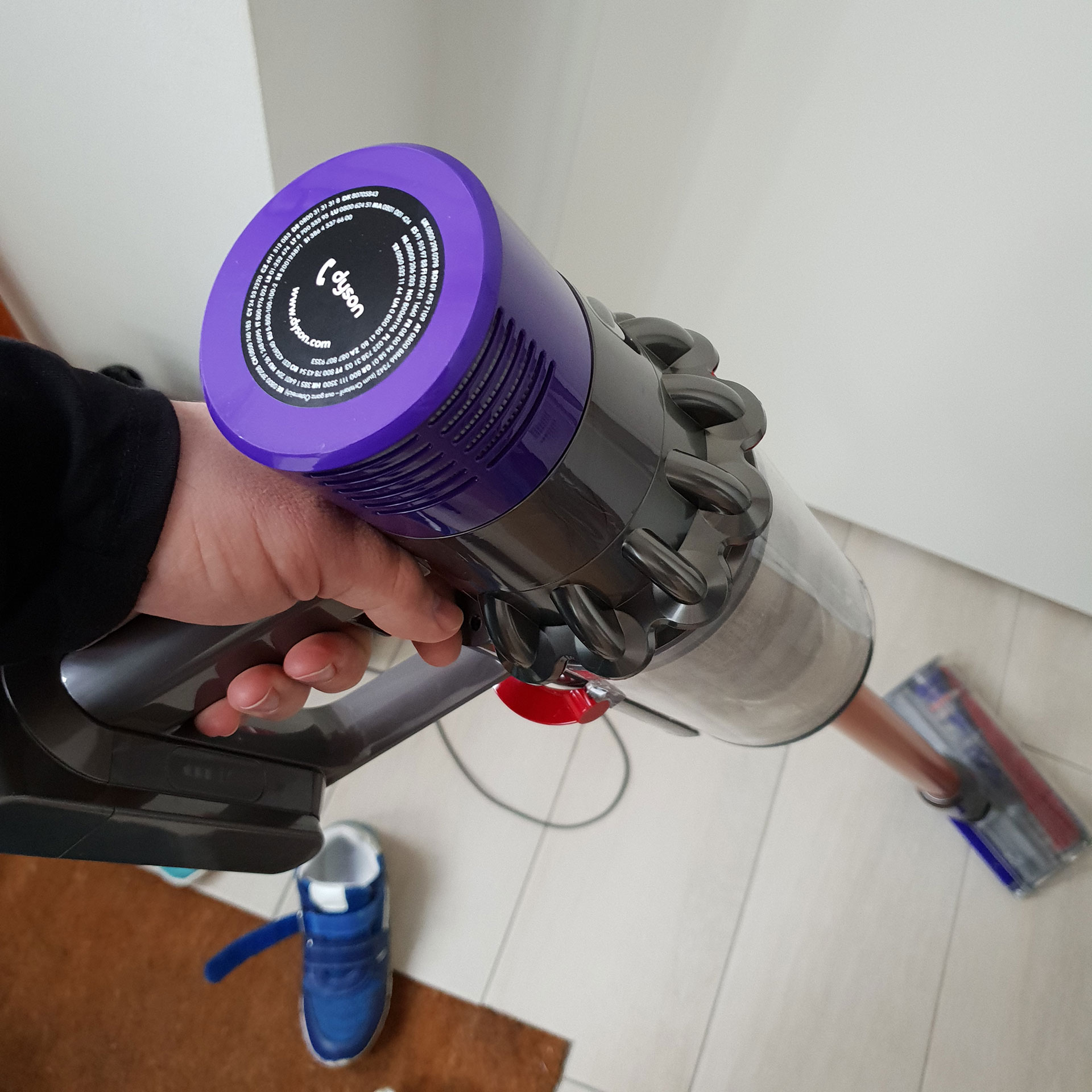 Generator uitroepen Verdachte Review: Dyson Cyclone V10 Absolute snoerloze stofzuiger