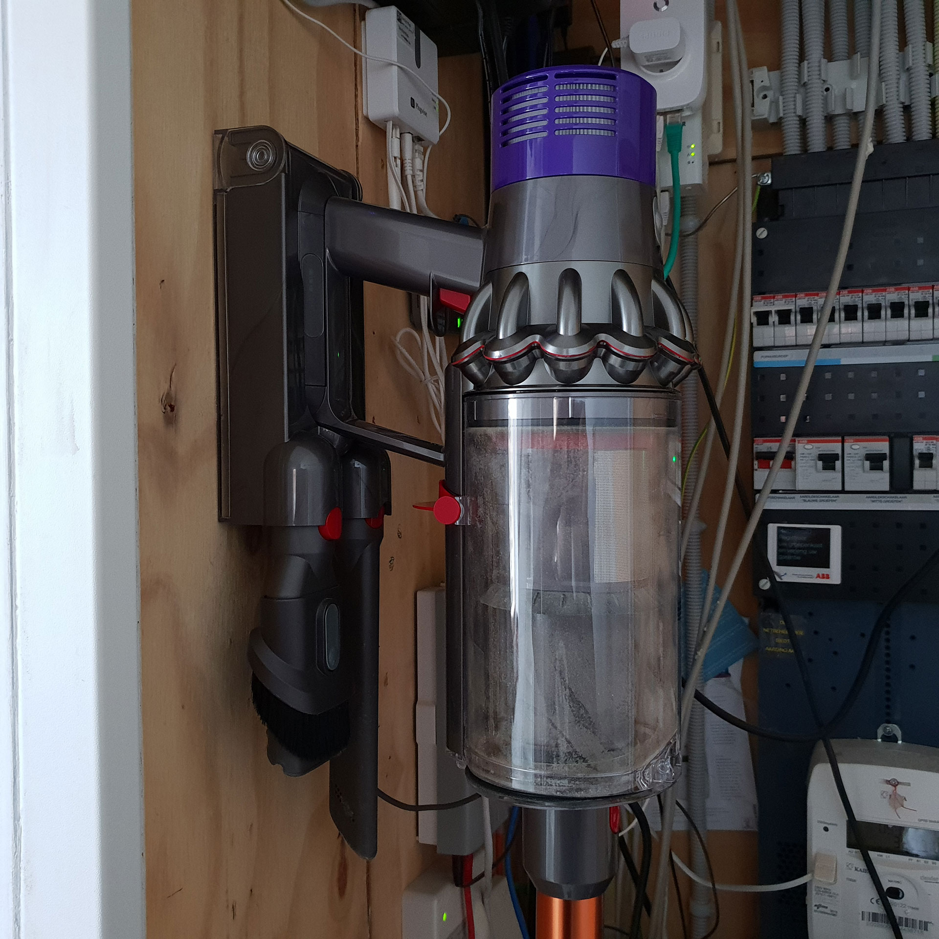 Generator uitroepen Verdachte Review: Dyson Cyclone V10 Absolute snoerloze stofzuiger