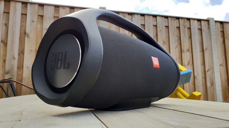 Review: JBL Boombox (bluetooth speaker) - GadgetGear.nl