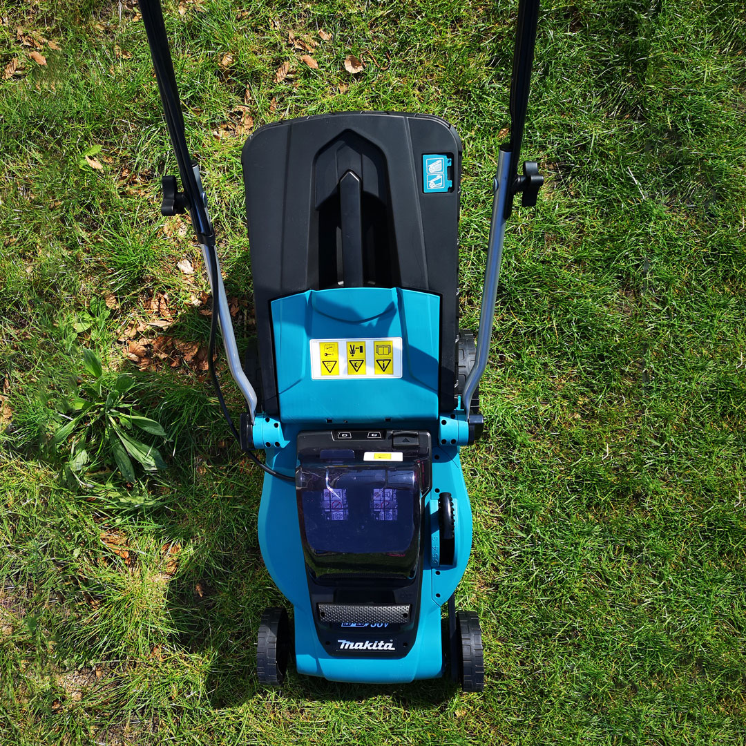 Boekhouding Confronteren Mount Bank Review: Makita DLM380 (accu grasmaaier) - GadgetGear.nl