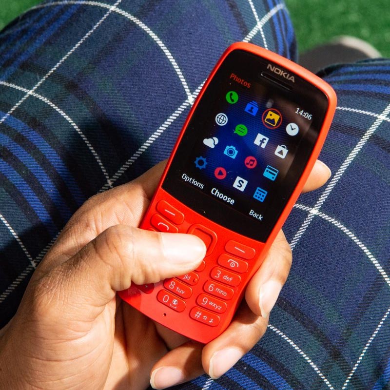 Nokia 210