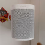 Vogel's Wall Mount for Sonos One & Play:1 Sonos One Hangend