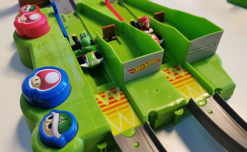 Nintendo Mattel Mario Kart HotWheels