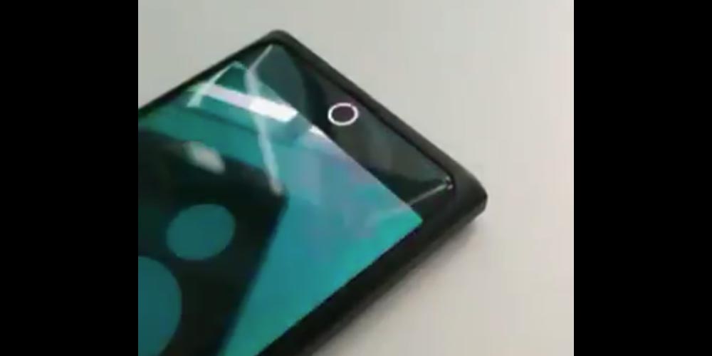 Oppo android smartphone met camera onder het display