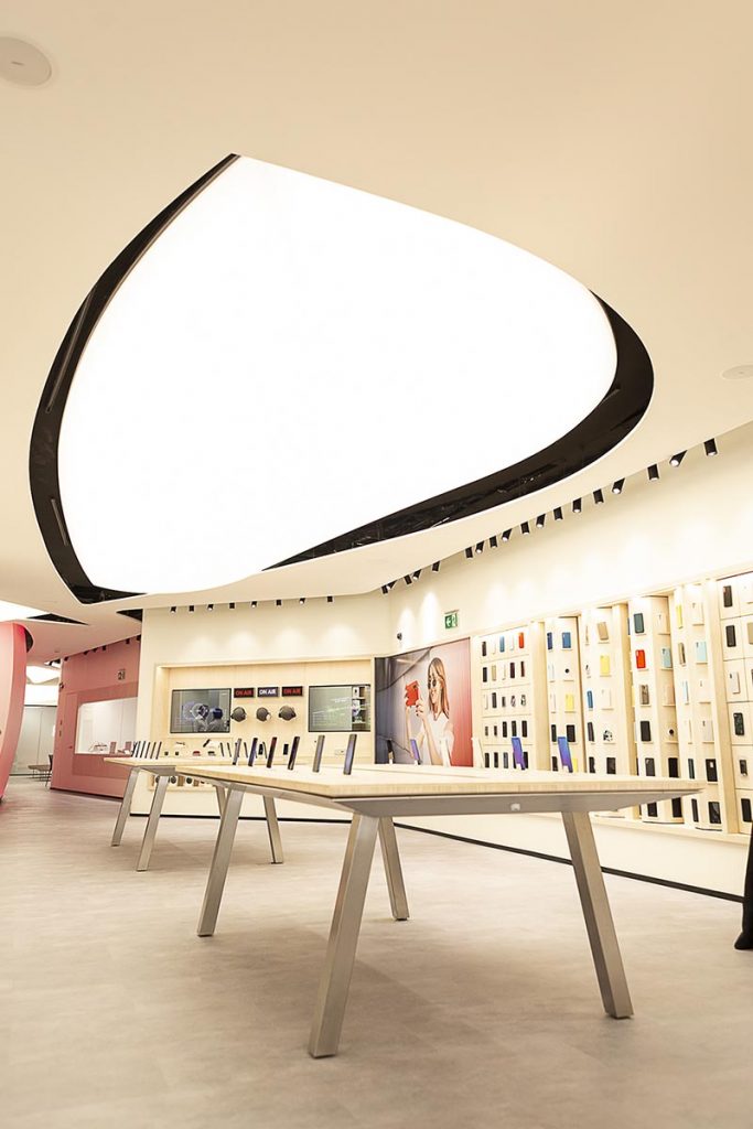 Huawei Space Madrid Dakraam