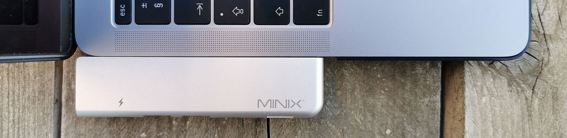 Minix Neo C-D met Apple MacBook Pro