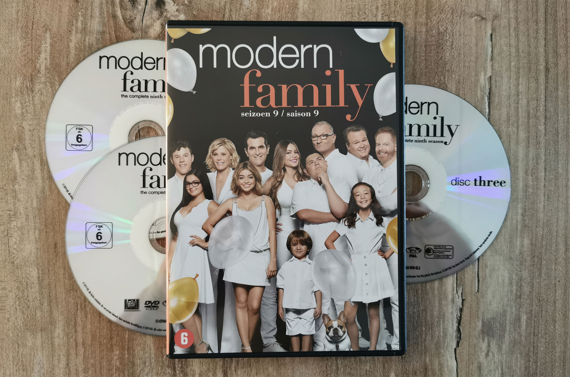 Modern Family Seizoen 9 DVD