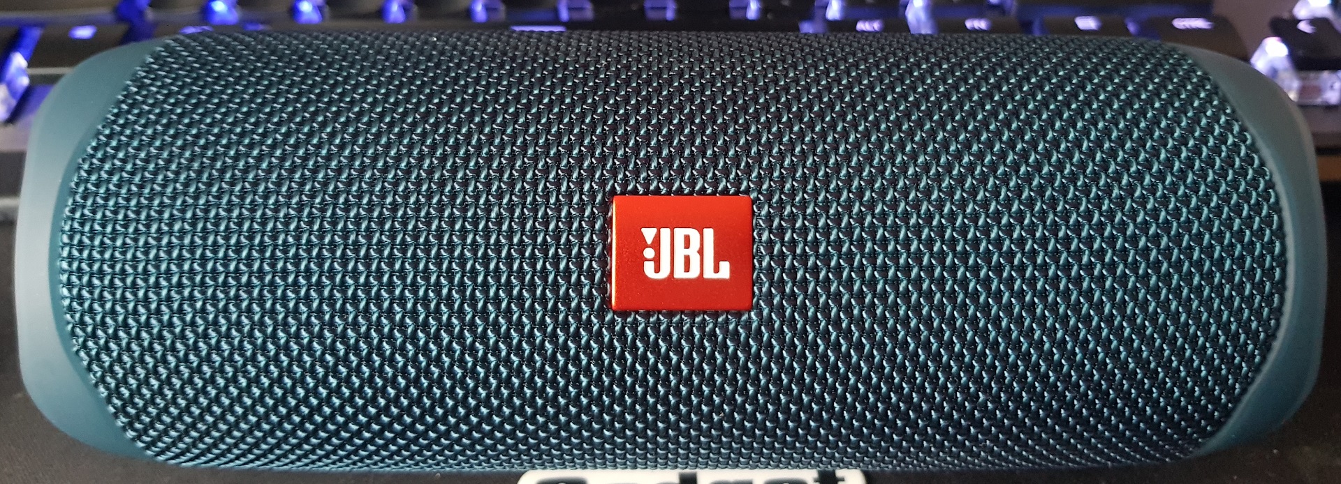 elleboog dozijn Luchtvaart Review: JBL Flip 5; Waterbestendige portable bluetooth speaker -  GadgetGear.nl