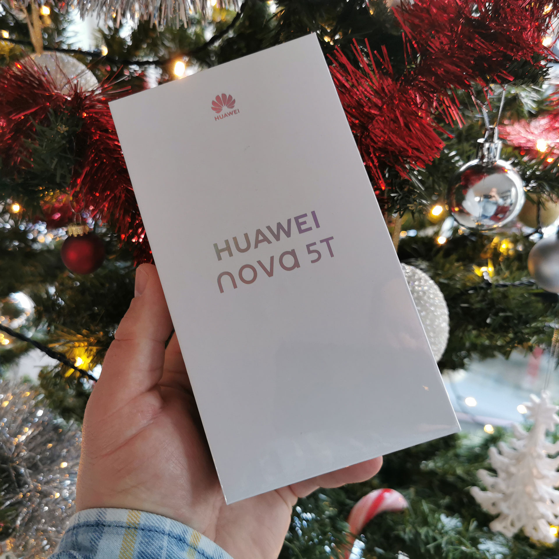 Huawei Nova 5T Packshot