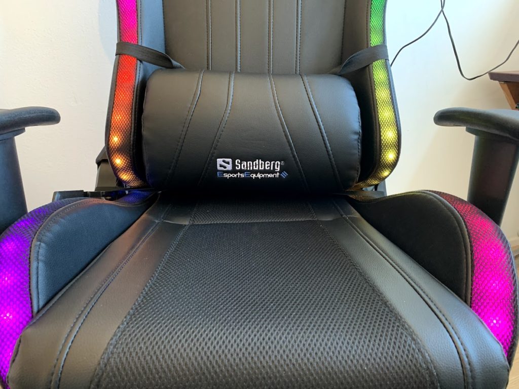 Review Sandberg Commander Gaming Chair RGB GadgetGear