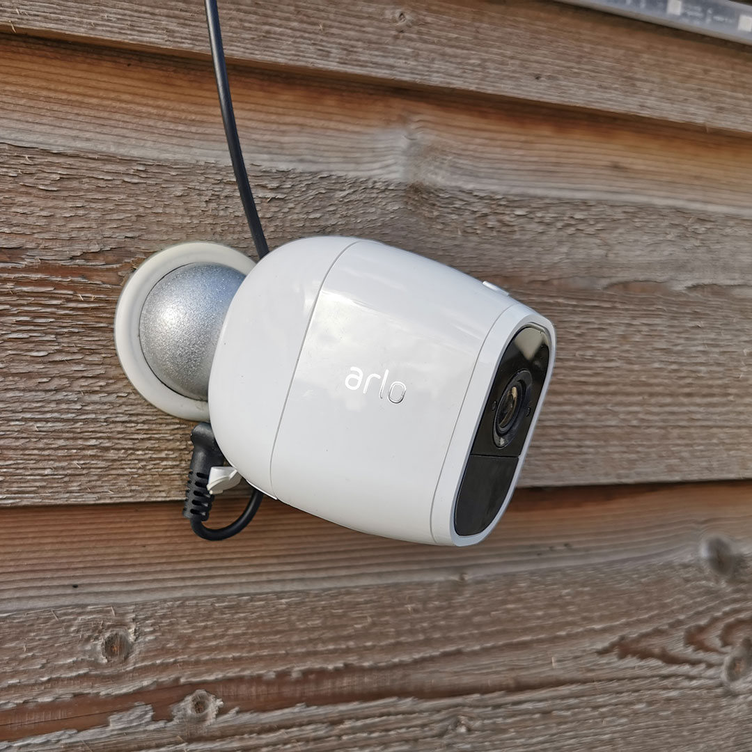 Arlo Pro 2