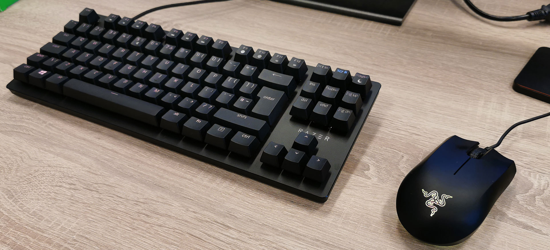 Razer Huntsman TE met Razer Viper muis