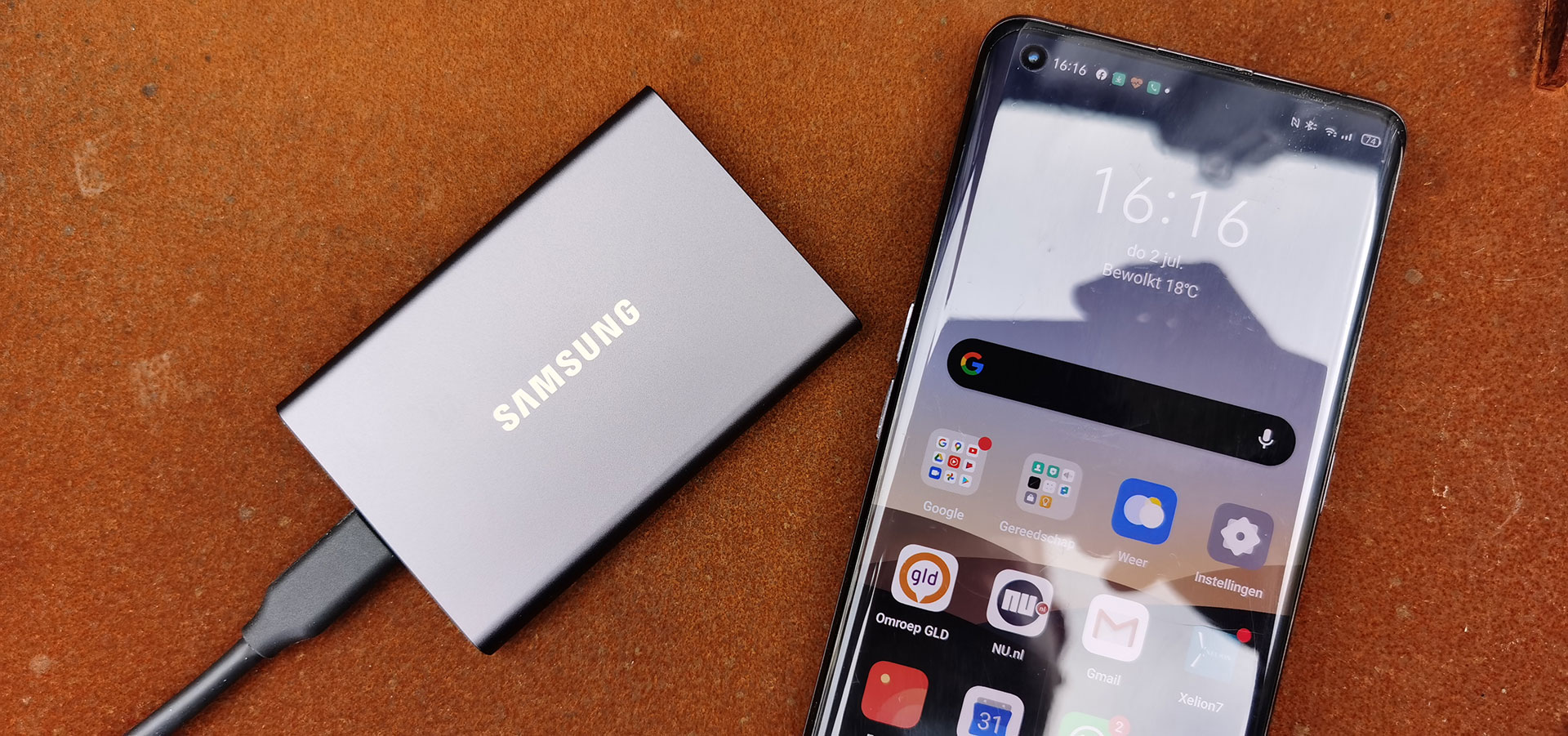 Samsung Portable SSD T7 met de Oppo Find X2