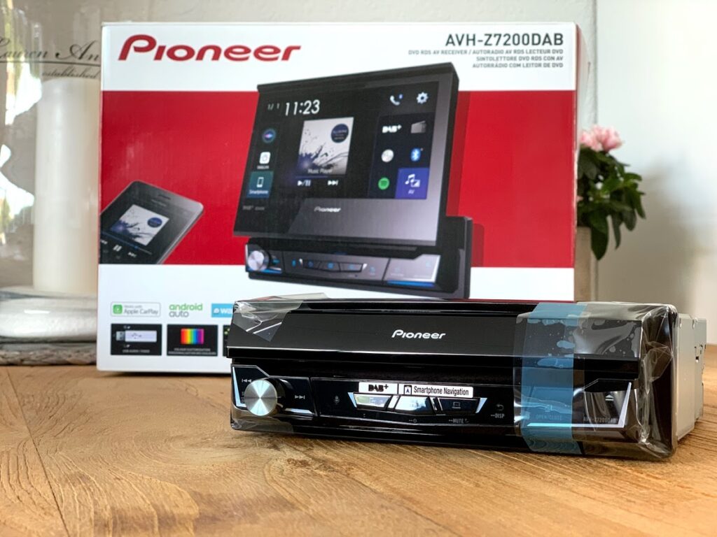 Leia links humor Review: Pioneer AVH-Z7200DAB 7 inch autoradio multimediaspeler -  GadgetGear.nl