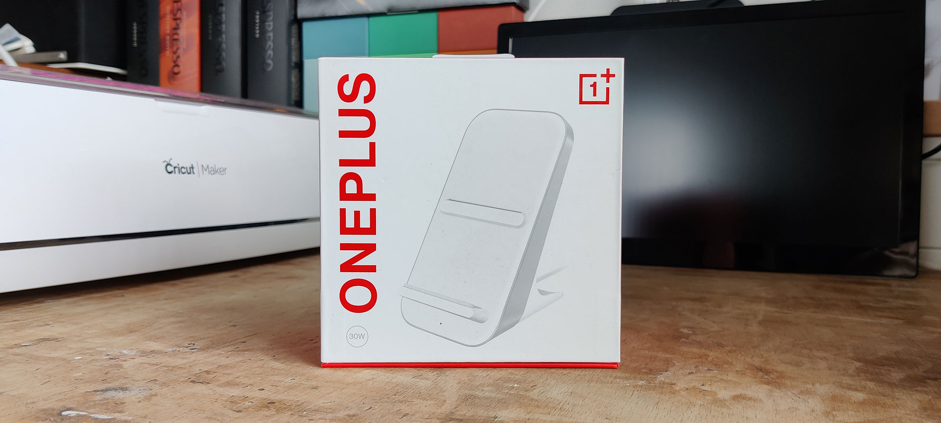 OnePlus Warp Charge 30 Wireless Charger Verpakking