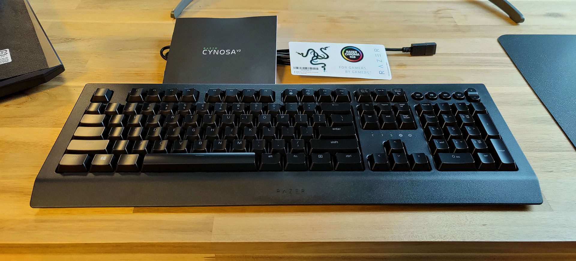 Razer Cynosa V2 Unboxing