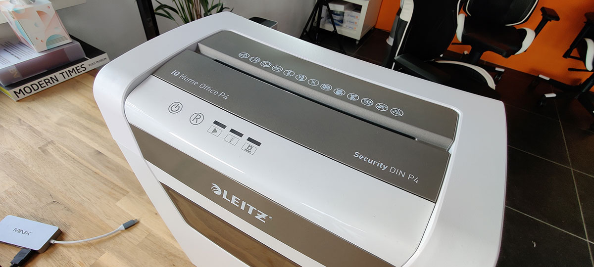 Leitz IQ Office Papiervernietiger P4 Bedieningspaneel