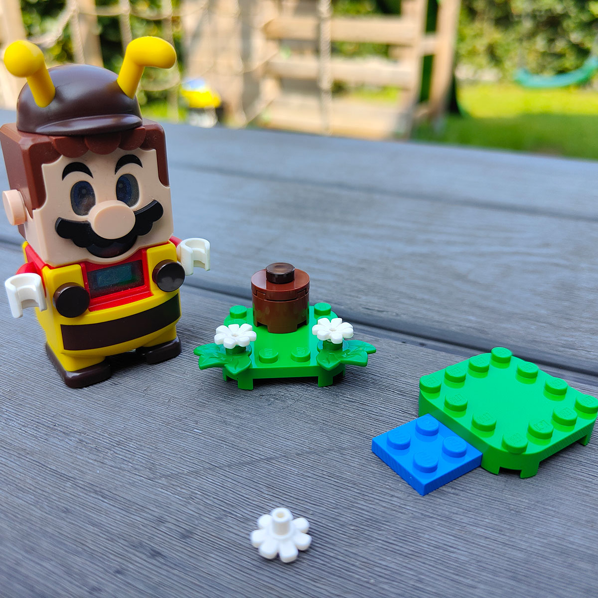 LEGO 71393 Bee Mario Opgebouwd
