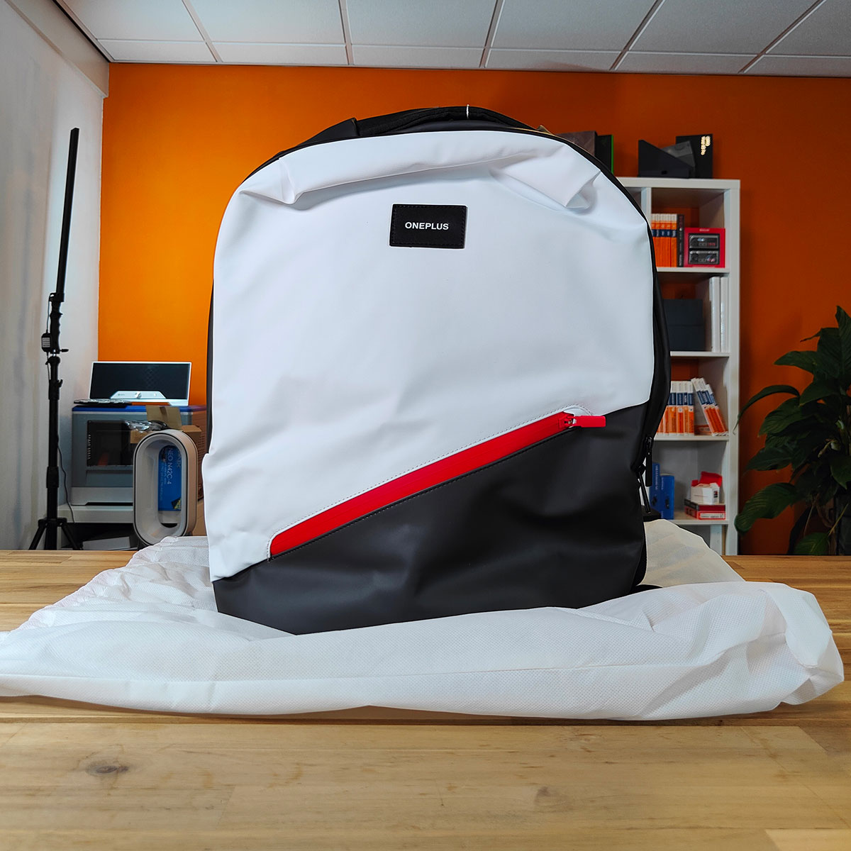 OnePlus Urban Traveler Backpack Arctic White