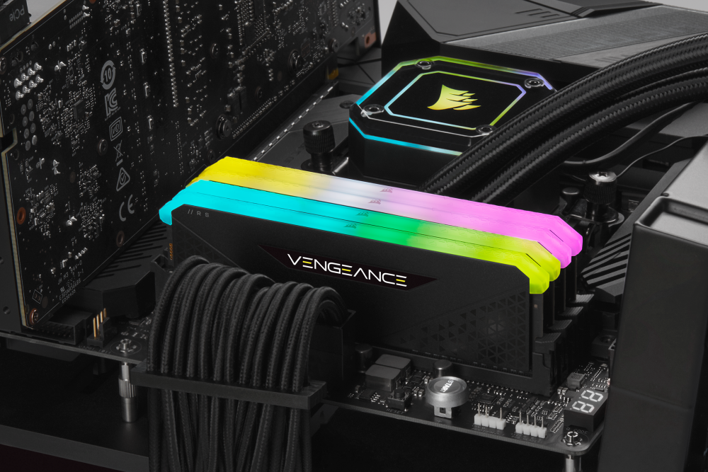 CORSAIR VENGEANCE RGB RS