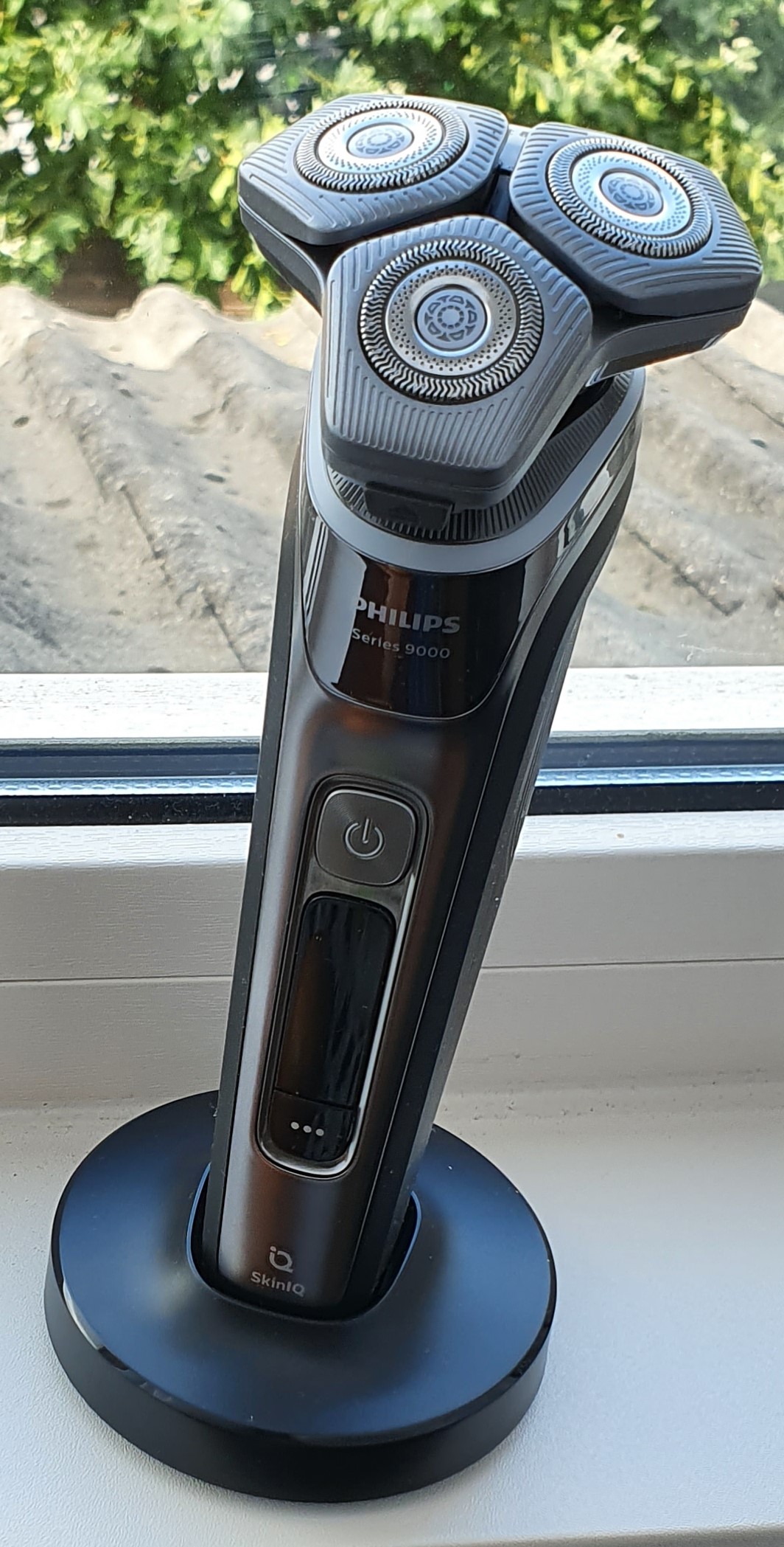 Philip shaver series 9000 deals