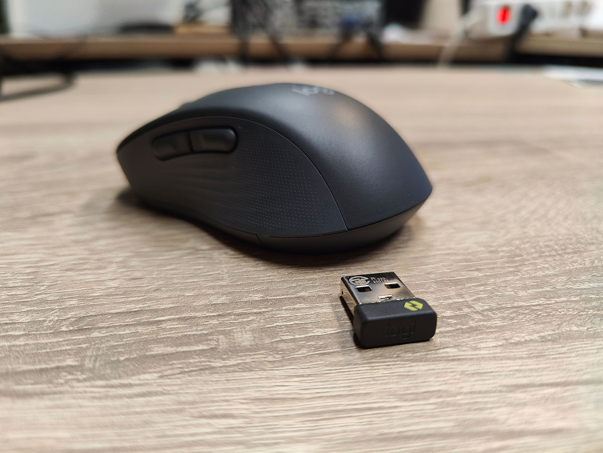 Logitech Signature M650 Muis