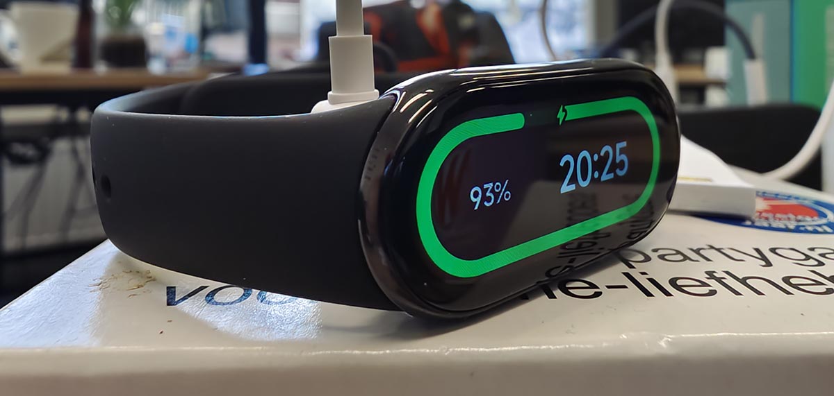 Xiaomi Smart Band 8 Display