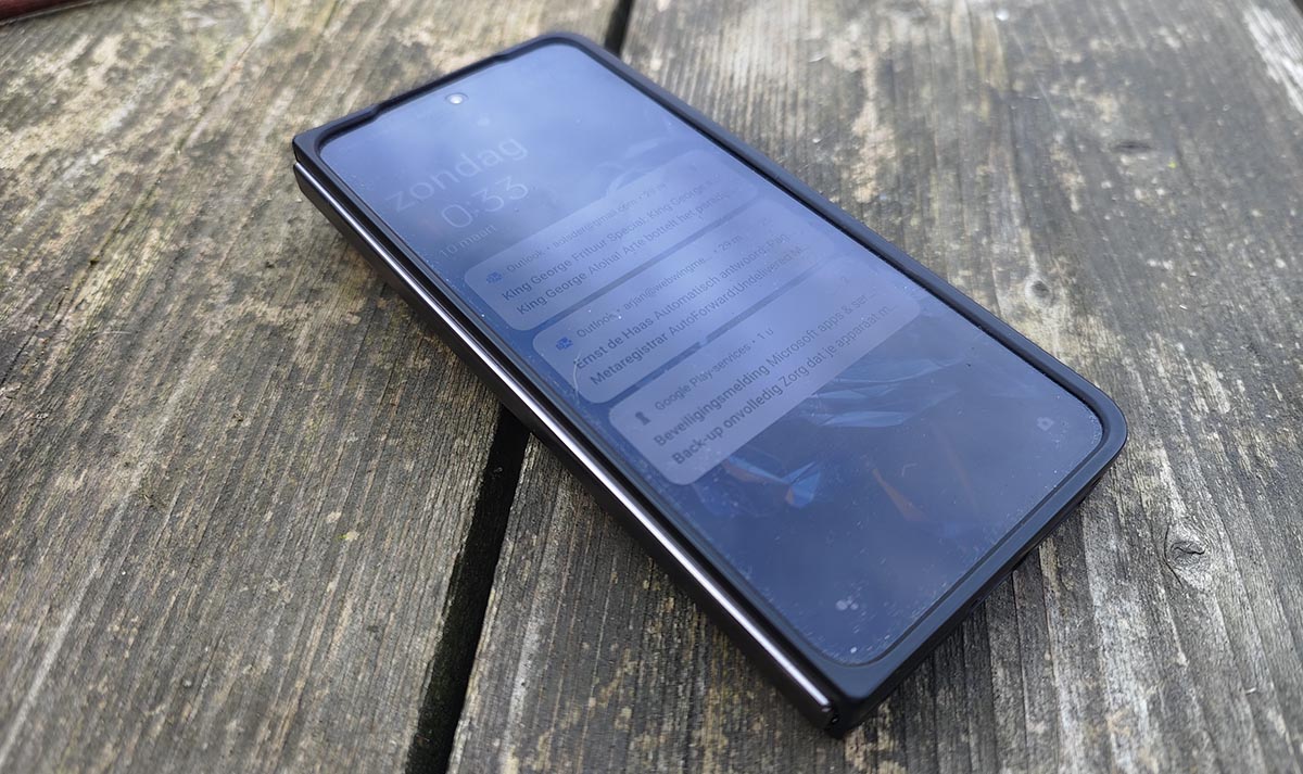 oneplus open coverdisplay