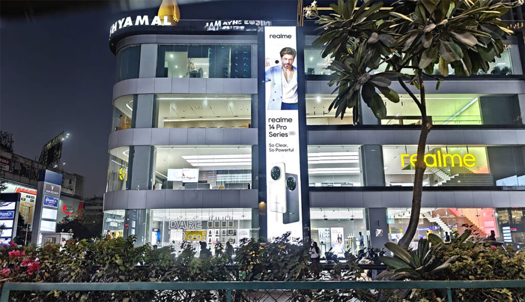 Realme Flagship Store Ahmedabad