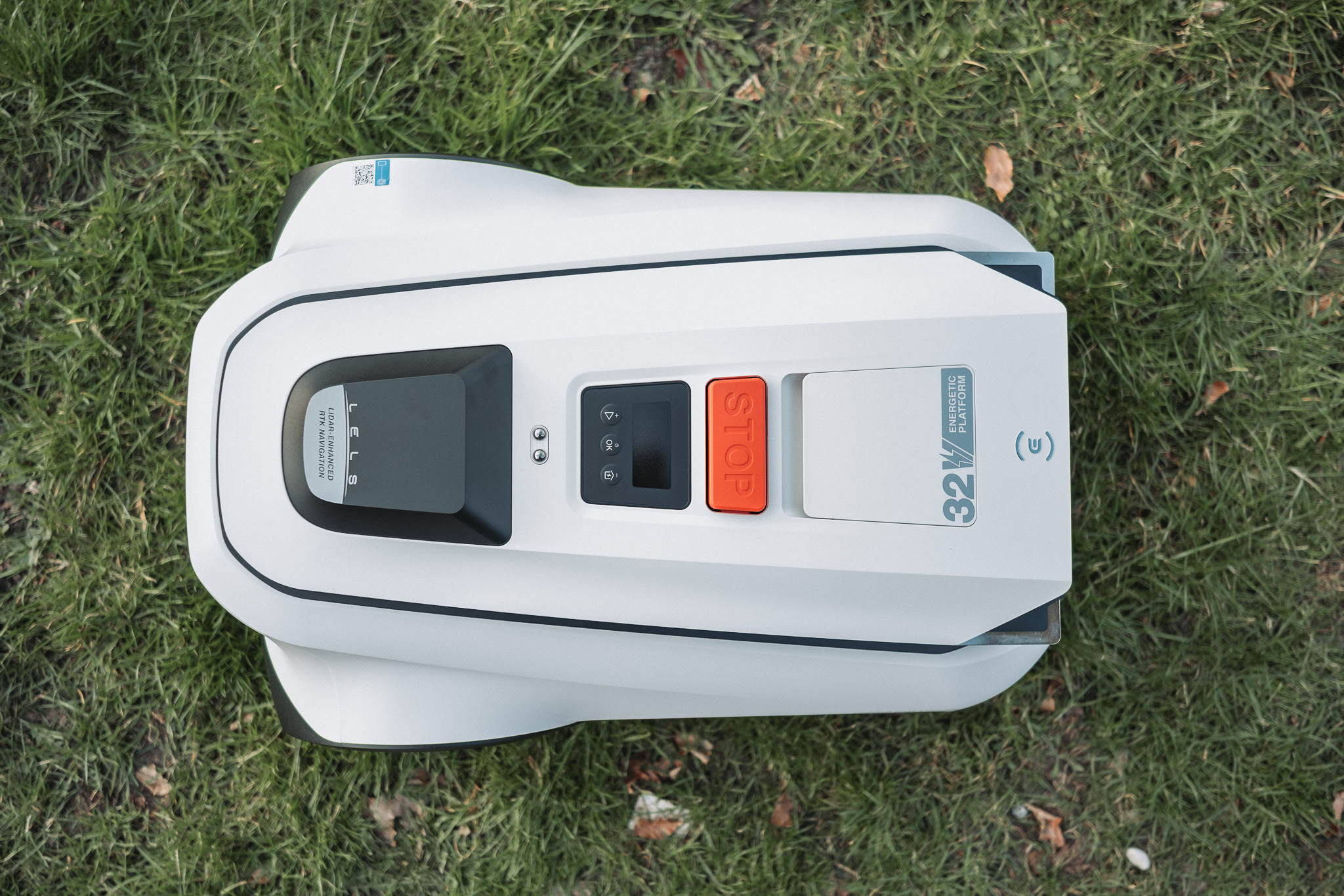 covacs GOAT A1600 RTK robotgrasmaaier in tuin