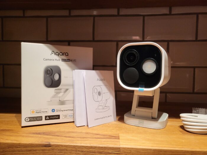 unboxing van de aqara g5 pro camera hub (5)