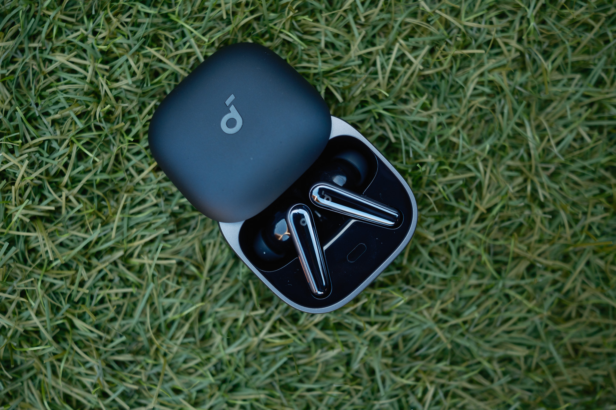 Soundcore Liberty 5 oordopjes in oplaadcase